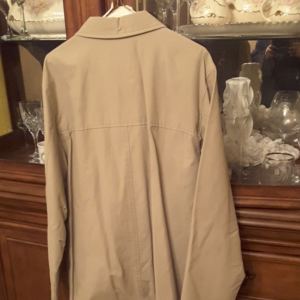 Men's Jacket - Picture 2 of 3